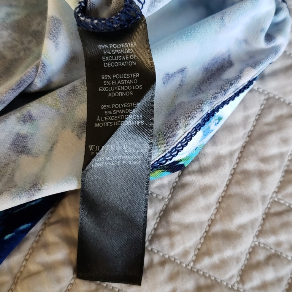 WHBM Ruffled Top - Picture 5 of 5